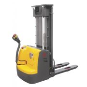 Штабелер самоходный 1,5 т 5,6 м XILIN CDDR15-II (сопровождаемый)